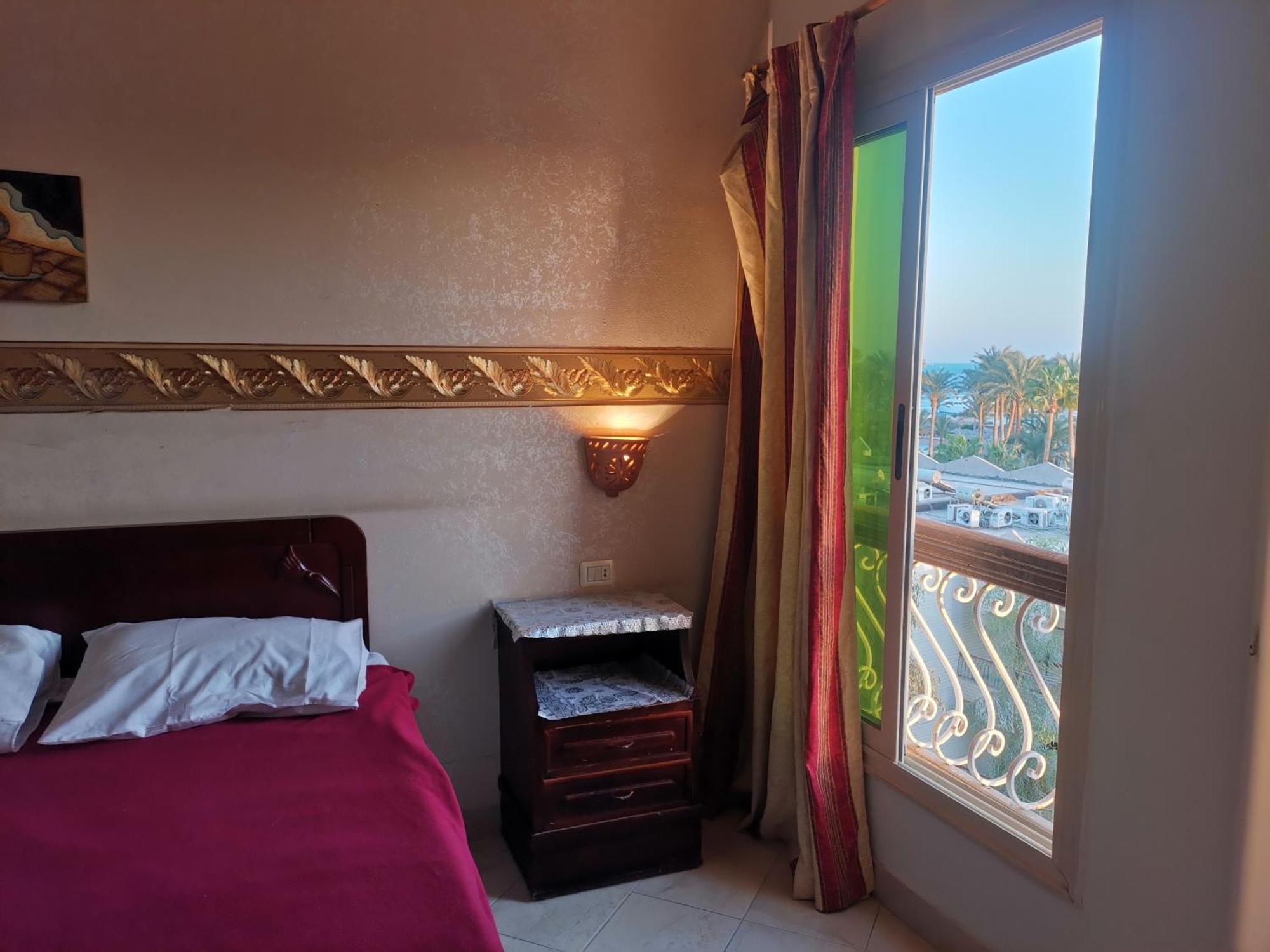 הורגהדה Golden Rose Hotel חדר תמונה